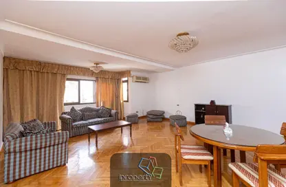 Apartment - 2 Bedrooms - 1 Bathroom for rent in Mohamed Safwat St. - Kafr Abdo - Roushdy - Hay Sharq - Alexandria