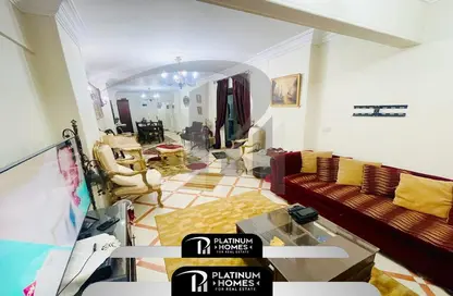 Apartment - 2 Bedrooms - 1 Bathroom for sale in Zezenia - Hay Sharq - Alexandria