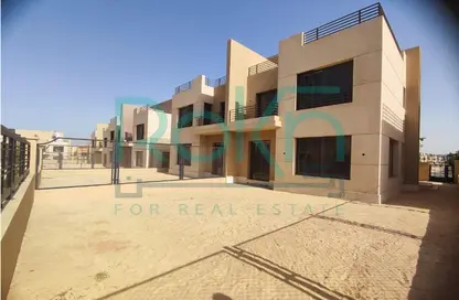فيلا - 3 غرف نوم - 3 حمامات للبيع في الما - الحي الثاني - الشيخ زايد - الجيزة