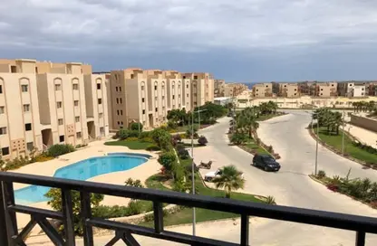 Chalet - 2 Bedrooms - 2 Bathrooms for sale in Emirates Heights - Qesm Ad Dabaah - North Coast