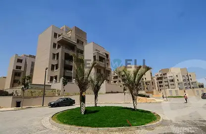 Apartment - Studio - 1 Bathroom for sale in Palm Hills Village Gate - South Investors Area - New Cairo City - Cairo