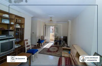 Apartment - 2 Bedrooms - 1 Bathroom for sale in Al Aqaba St. - Cleopatra - Hay Sharq - Alexandria