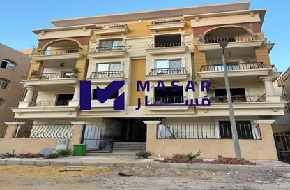 Apartment - 3 Bedrooms - 2 Bathrooms for sale in South Teseen St. - The 5th Settlement - New Cairo City - Cairo