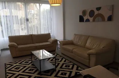 Apartment - 3 Bedrooms - 1 Bathroom for rent in Sarayat Al Maadi - Hay El Maadi - Cairo