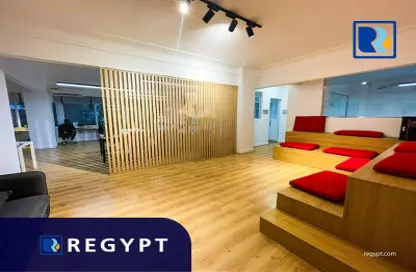 Office Space - Studio - 3 Bathrooms for rent in Degla Square - Degla - Hay El Maadi - Cairo