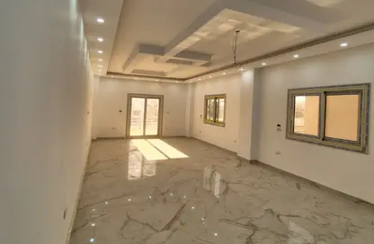 شقة - 3 غرف نوم - 3 حمامات للبيع في شارع البستان - الحي التاسع - الشيخ زايد - الجيزة
