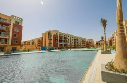 Apartment - 4 Bedrooms - 3 Bathrooms for sale in One Golden Square Mall - The 5th Settlement - New Cairo City - Cairo