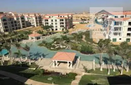 Apartment - 2 Bedrooms - 2 Bathrooms for sale in Regent's Square - 5th Settlement Compounds - The 5th Settlement - New Cairo City - Cairo