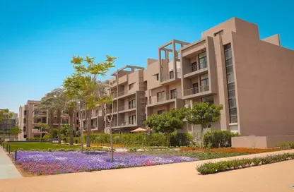 Apartment - 1 Bedroom - 2 Bathrooms for sale in Moon Residences - Fifth Square - The 5th Settlement - New Cairo City - Cairo