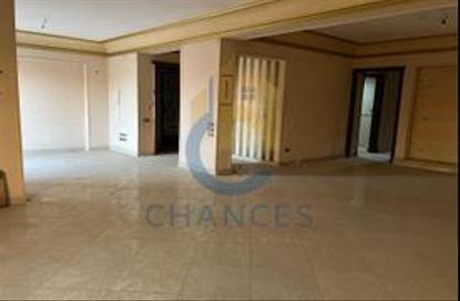 Apartment - 3 Bedrooms - 2 Bathrooms for sale in Tabarak - Zahraa El Maadi - Hay El Maadi - Cairo