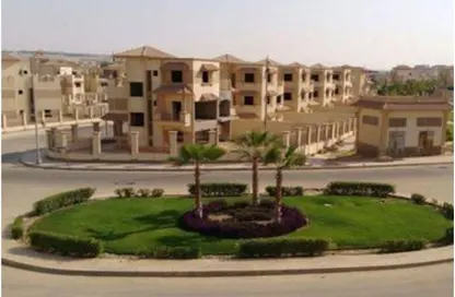 Villa - 6 Bedrooms - 7 Bathrooms for sale in Royal City - Sheikh Zayed Compounds - Sheikh Zayed City - Giza