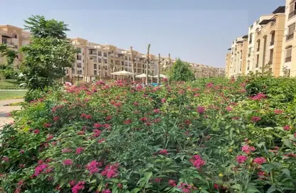 Apartment - 2 Bedrooms - 2 Bathrooms for sale in Stone Residence - 5th Settlement Compounds - The 5th Settlement - New Cairo City - Cairo