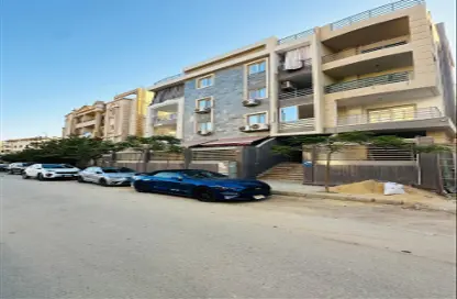 Apartment - 3 Bedrooms - 3 Bathrooms for sale in Sheikh Zayed Desert Road - Riviera City - Sheikh Zayed City - Giza