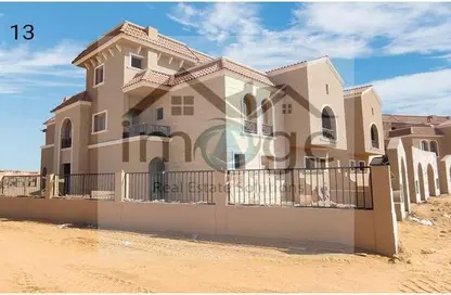 Townhouse - 5 Bedrooms - 4 Bathrooms for sale in Maadi View - El Shorouk Compounds - Shorouk City - Cairo