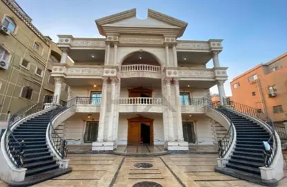 Villa - 7+ Bedrooms - 3 Bathrooms for sale in El Banafseg Apartment Buildings - El Banafseg - New Cairo City - Cairo