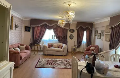 Apartment - 3 Bedrooms - 2 Bathrooms for sale in Misr Helwan Agriculture Road - Maadi - Hay El Maadi - Cairo