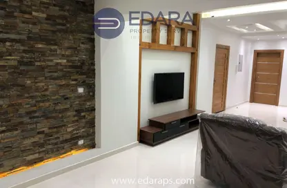 Apartment - 1 Bathroom for rent in Sarayat Al Maadi - Hay El Maadi - Cairo