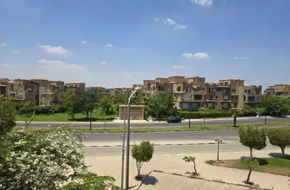 Apartment - 2 Bedrooms - 2 Bathrooms for rent in Beverly Hills Road - 17th District - Sheikh Zayed City - Giza