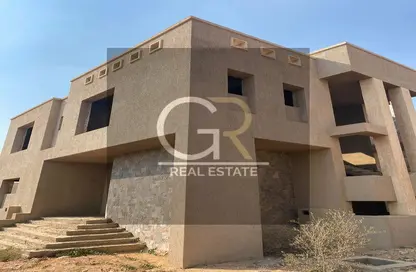 Villa - 4 Bedrooms - 5 Bathrooms for sale in New Giza - Cairo Alexandria Desert Road - 6 October City - Giza