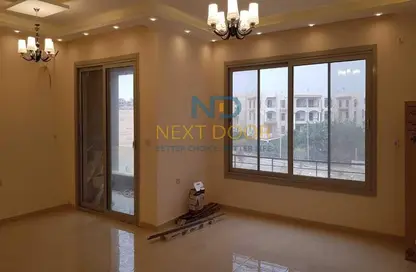 Apartment - 2 Bedrooms - 2 Bathrooms for sale in Palm Hills Village Gate - South Investors Area - New Cairo City - Cairo