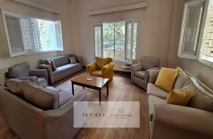 Apartment - 2 Bedrooms - 2 Bathrooms for rent in Sarayat Al Maadi - Hay El Maadi - Cairo