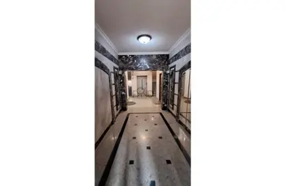 Apartment - 3 Bedrooms - 3 Bathrooms for sale in El Narges Buildings - Al Narges - New Cairo City - Cairo