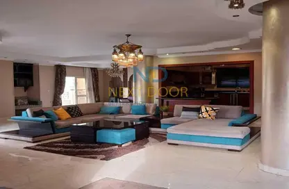 Apartment - 3 Bedrooms - 3 Bathrooms for rent in Orouba Axis - Area A - Ganoob El Acadimia - New Cairo City - Cairo