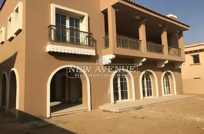 Villa - 5 Bedrooms - 4 Bathrooms for sale in Hyde Park - 5th Settlement Compounds - The 5th Settlement - New Cairo City - Cairo