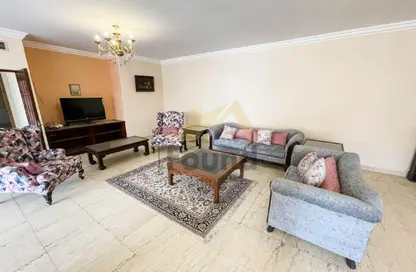 Apartment - 4 Bedrooms - 4 Bathrooms for rent in El Gezirah St. - Zamalek - Cairo