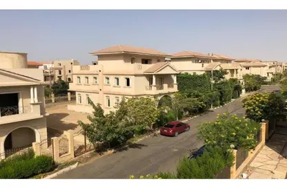 Villa - 5 Bedrooms - 5 Bathrooms for sale in Maxim - The 1st Settlement - New Cairo City - Cairo