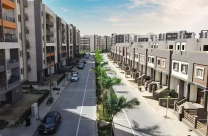 Apartment - 3 Bedrooms - 3 Bathrooms for sale in Rock Eden - Hadayek October - 6 October City - Giza