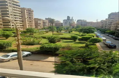 Apartment - 3 Bedrooms - 2 Bathrooms for sale in Ammar Ibn Yasser St. - El Hegaz Square - El Nozha - Cairo