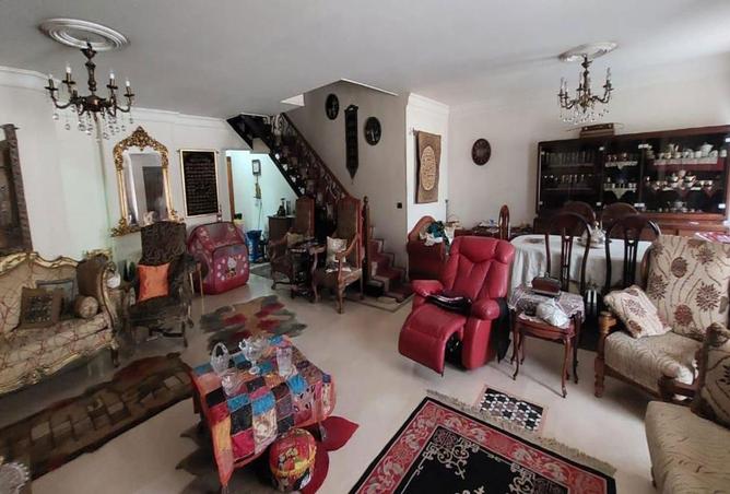 Duplex - 3 Bedrooms - 2 Bathrooms for sale in Al Nasr St. - El Laselky - New Maadi - Hay El Maadi - Cairo