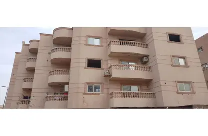 Apartment - 4 Bedrooms - 2 Bathrooms for sale in Al Obour Road - Obour Market - Obour City - Qalyubia