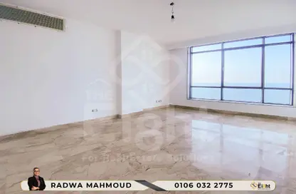 Apartment - 3 Bedrooms - 2 Bathrooms for rent in Stanley Bridge - Stanley - Hay Sharq - Alexandria