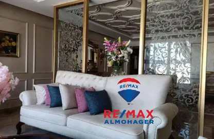 Apartment - 2 Bedrooms - 3 Bathrooms for sale in Zayed Regency - Sheikh Zayed Compounds - Sheikh Zayed City - Giza