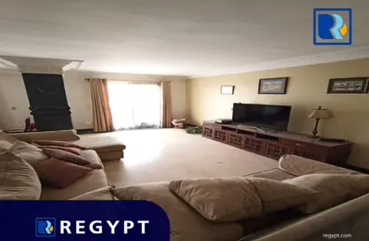 Apartment - 3 Bedrooms - 2 Bathrooms for sale in Street 199 - Degla - Hay El Maadi - Cairo