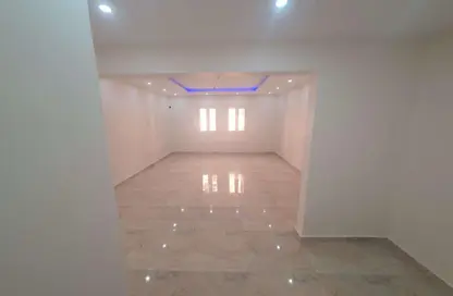 Apartment - 3 Bedrooms - 3 Bathrooms for sale in Al Hadaba Al Wosta - Mokattam - Cairo