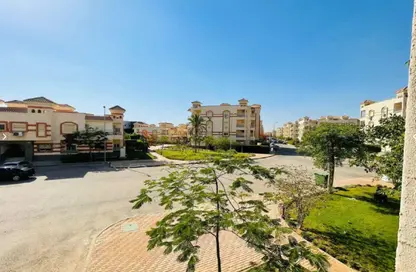 Apartment - 3 Bedrooms - 2 Bathrooms for sale in Heliopolis Residence - 3rd District West - Shorouk City - Cairo