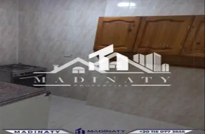 Apartment - 3 Bedrooms - 1 Bathroom for rent in Camp Chezar - Hay Wasat - Alexandria