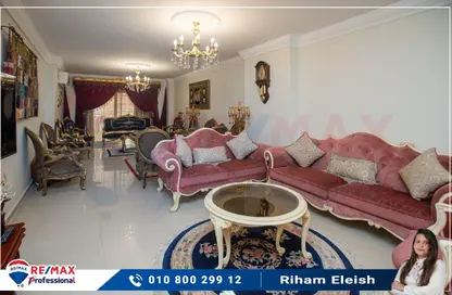 Apartment - 3 Bedrooms - 2 Bathrooms for sale in Shaarawy St. - Laurent - Hay Sharq - Alexandria