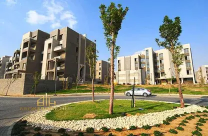 Apartment - 2 Bedrooms - 2 Bathrooms for sale in Palm Hills Village Gate - South Investors Area - New Cairo City - Cairo
