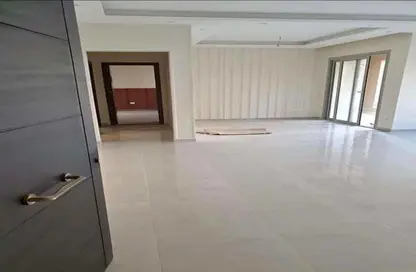 Penthouse - 5 Bedrooms - 4 Bathrooms for sale in Village West - Sheikh Zayed Compounds - Sheikh Zayed City - Giza