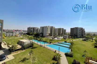 Apartment - 2 Bedrooms - 3 Bathrooms for sale in Village Gardens Katameya - 5th Settlement Compounds - The 5th Settlement - New Cairo City - Cairo