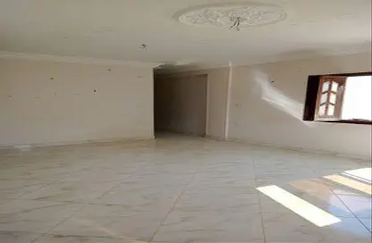 Apartment - 2 Bedrooms - 1 Bathroom for rent in El Mearag City - Zahraa El Maadi - Hay El Maadi - Cairo