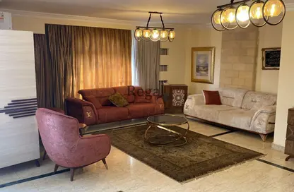 Apartment - 3 Bedrooms - 2 Bathrooms for rent in Atiya Al Sawalhi St. - 8th Zone - Nasr City - Cairo