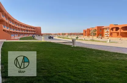 Chalet - 2 Bedrooms - 1 Bathroom for sale in Amexco Paradise - Al Ain Al Sokhna - Suez