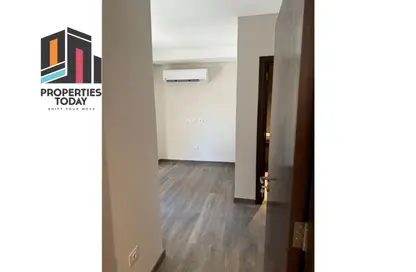 Apartment - 2 Bedrooms - 2 Bathrooms for sale in Park Side Residence - Zed Towers - Sheikh Zayed Compounds - Sheikh Zayed City - Giza