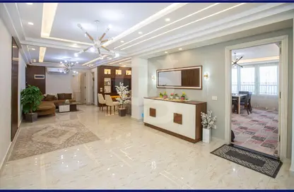 Apartment - 4 Bedrooms - 4 Bathrooms for sale in Sidi Beshr Mosque St. - Sidi Beshr - Hay Awal El Montazah - Alexandria