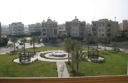 Townhouse - 4 Bedrooms - 3 Bathrooms for sale in Al Khamayel city - Sheikh Zayed Compounds - Sheikh Zayed City - Giza